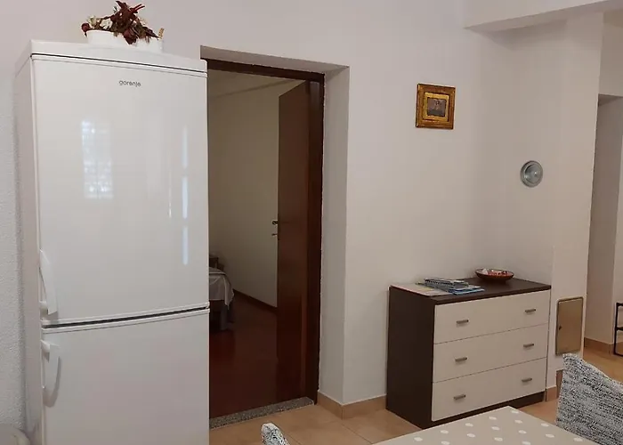 Jelicic * ביוגראד נה מורו